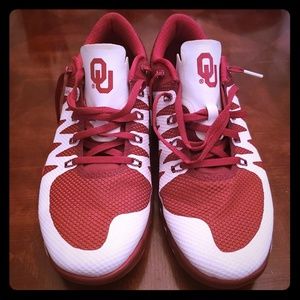 Nike OU size 10 1/2 mens shoes